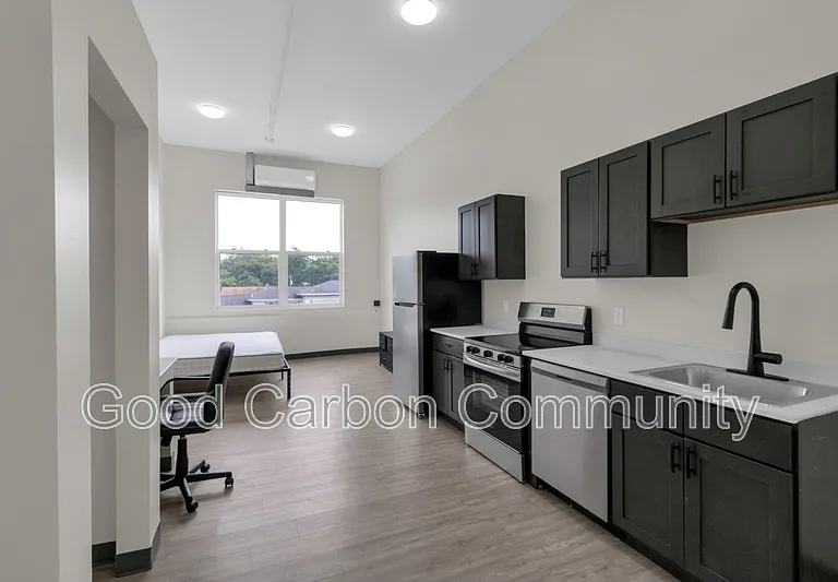 30 Water St — Photo 7