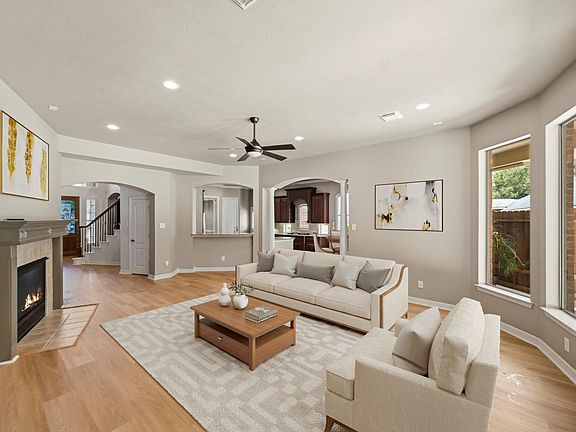 4th image of 17615 Sunbriar Ln