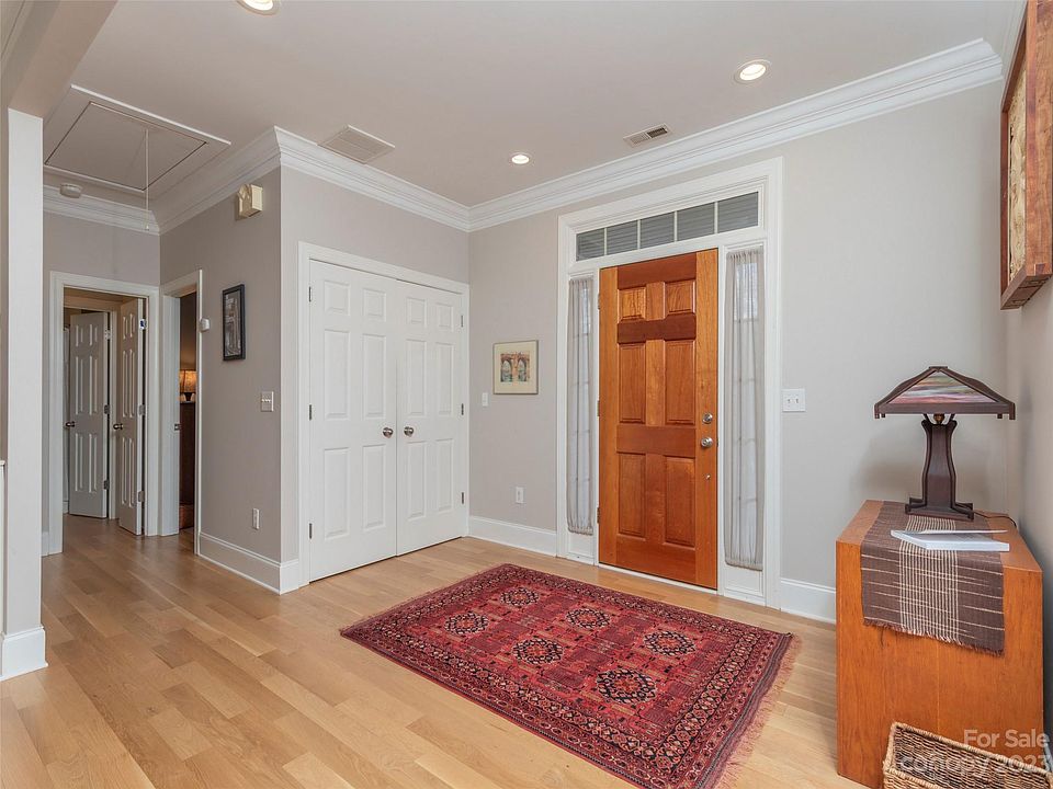 11 Boddington Ct, Asheville, NC 28803 Zillow