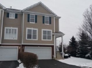 638 Declaration Ln, Aurora, IL 60502