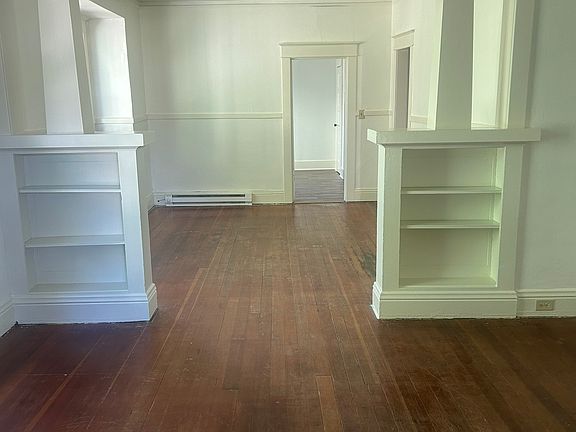 2nd image of 912 S Sheridan Ave #A