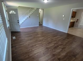 7 Maymont Ln, Willingboro, NJ 08046
