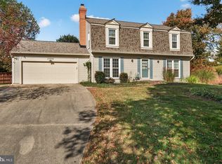 17209 Sandy Knoll Dr, Olney, MD 20832