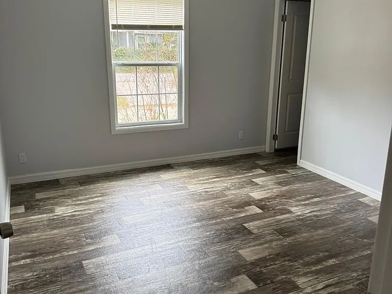 7158 Sunnyside Dr — Photo 8