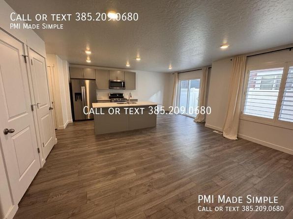 978 W Broadleaf Dr