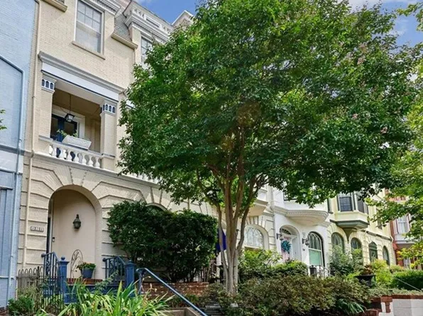 126 E St SE, Washington, DC 20003