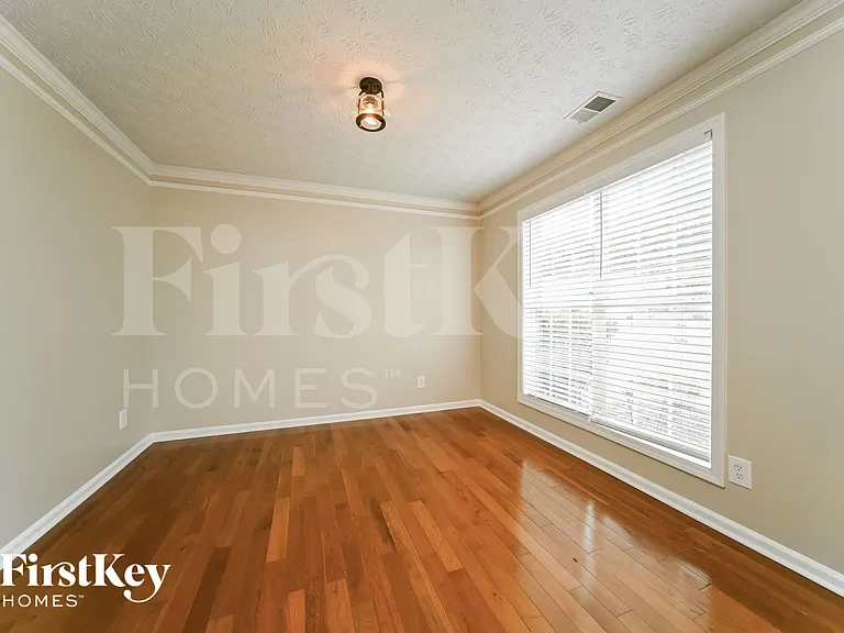9093 Ashton Rd — Photo 7