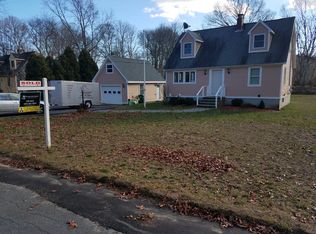 187 Stoneway Rd, South Kingstown, RI 02879