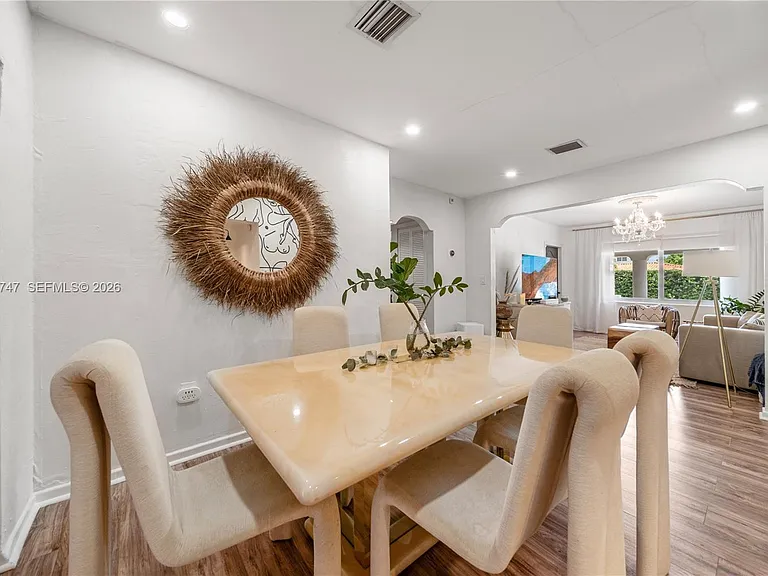 2421 SW 26th Ln — Photo 15