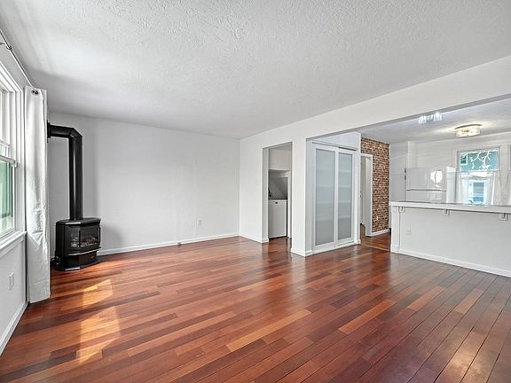 4th image of 81 Lovejoy Way