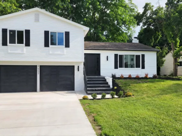 2457 Gemini Dr, Lake Orion, MI 48360