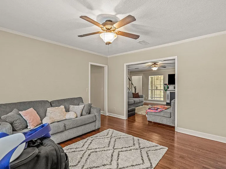 3518 Westcliff Rd S — Photo 10