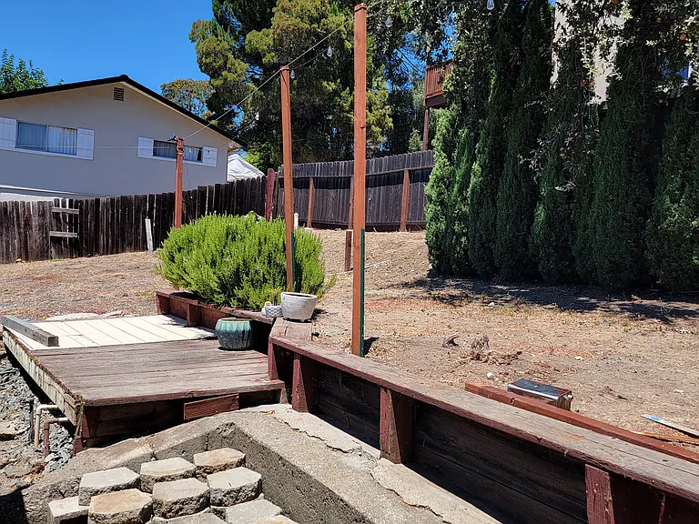 2301 Orange St — Photo 3