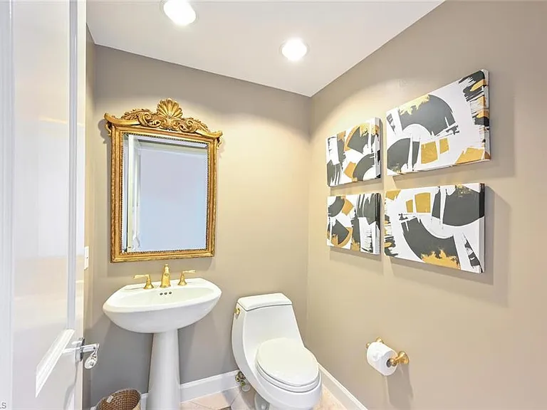 8665 Bay Colony Dr #1401 — Photo 26