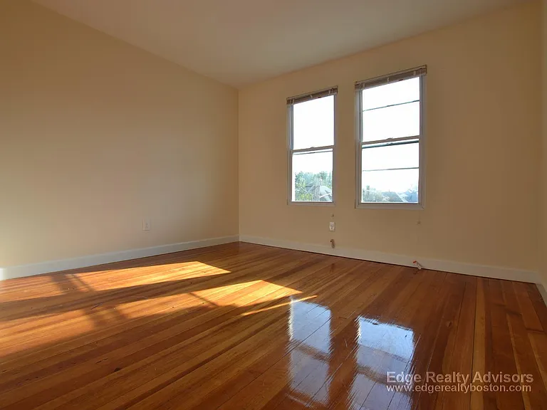 21-23 Weitz St #1 — Photo 9