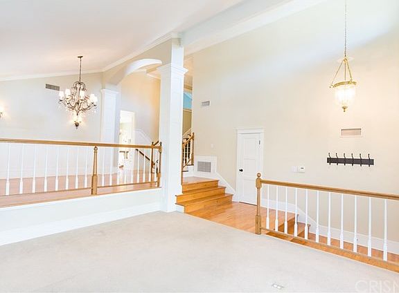 4th image of 23742 Fitzgerald St