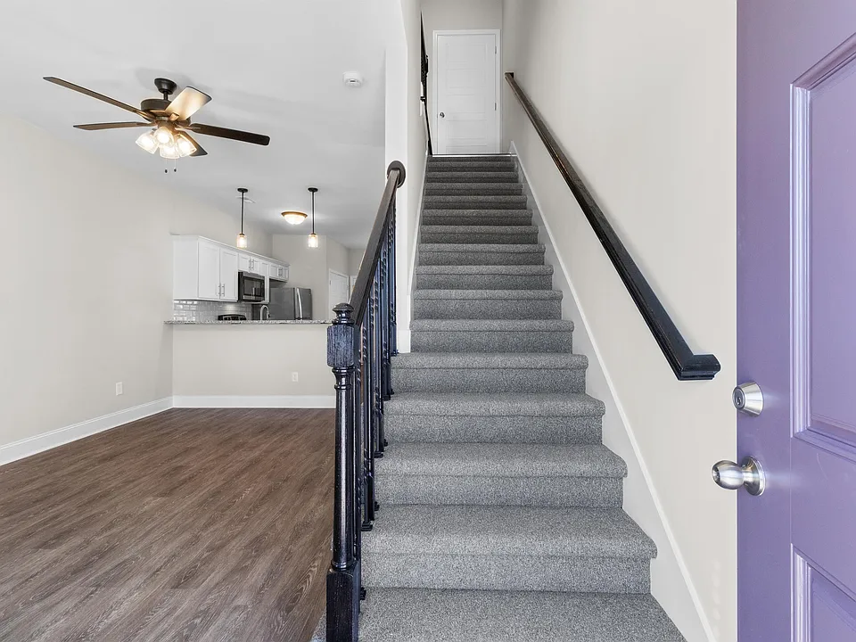 203 Copeland Rd #3-C