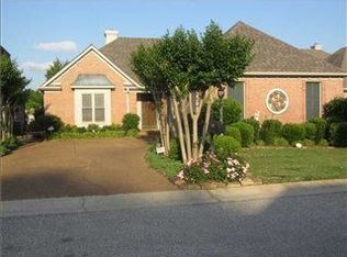 972 Mirror Lake Ln, Cordova, TN 38018
