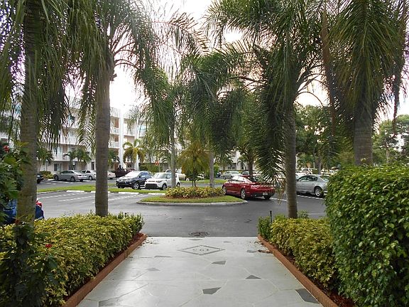 3rd image of 10155 NW 24th Pl APT 305