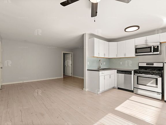 5th image of 11133 Cumpston St APT 6