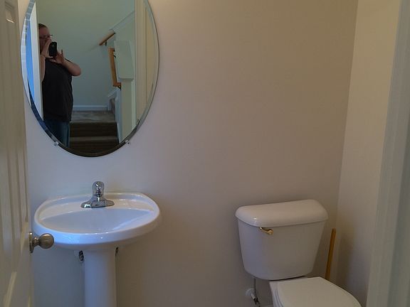 2nd image of 70 Willowbrook Cir
