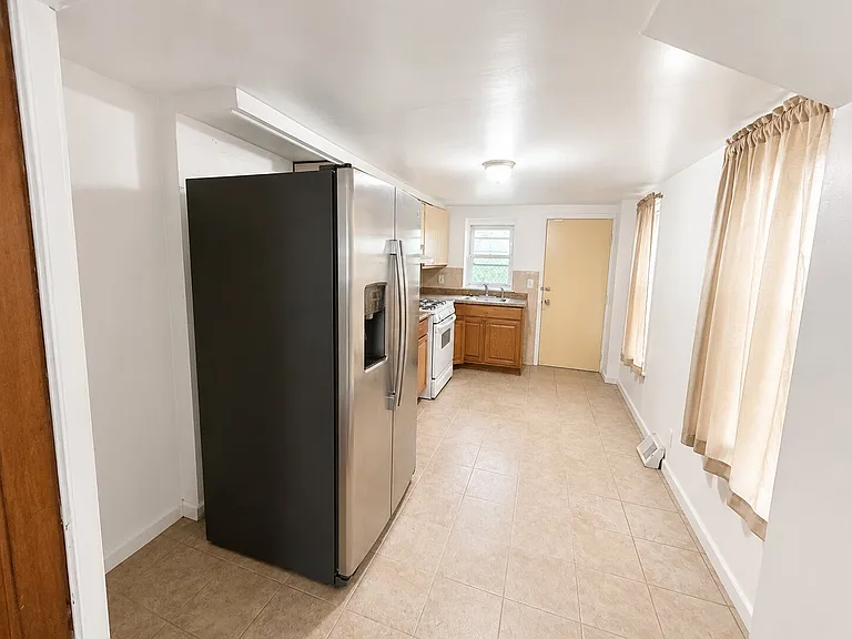 2547 N Water St — Photo 6