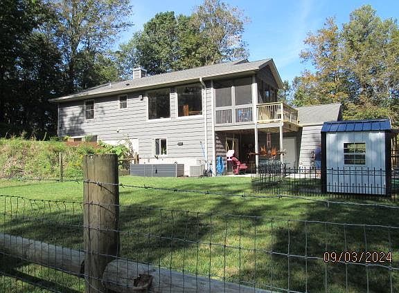 3rd image of 13211 Quarry Dr