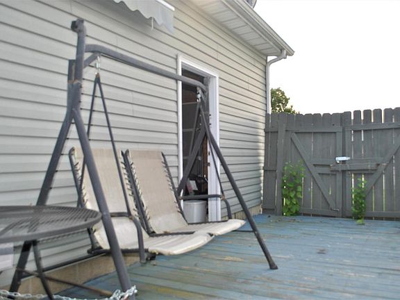 2nd image of 2070 Summer Breeze Dr