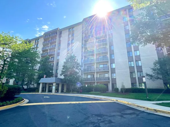 3101 S Manchester St APT 620, Falls Church, VA 22044