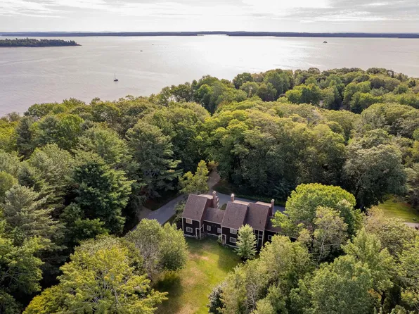 9 Harbor Drive #9, Lincolnville, ME 04849