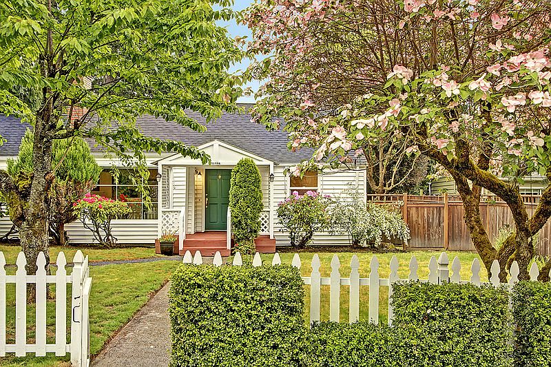 1st image of 11354 17th Ave NE