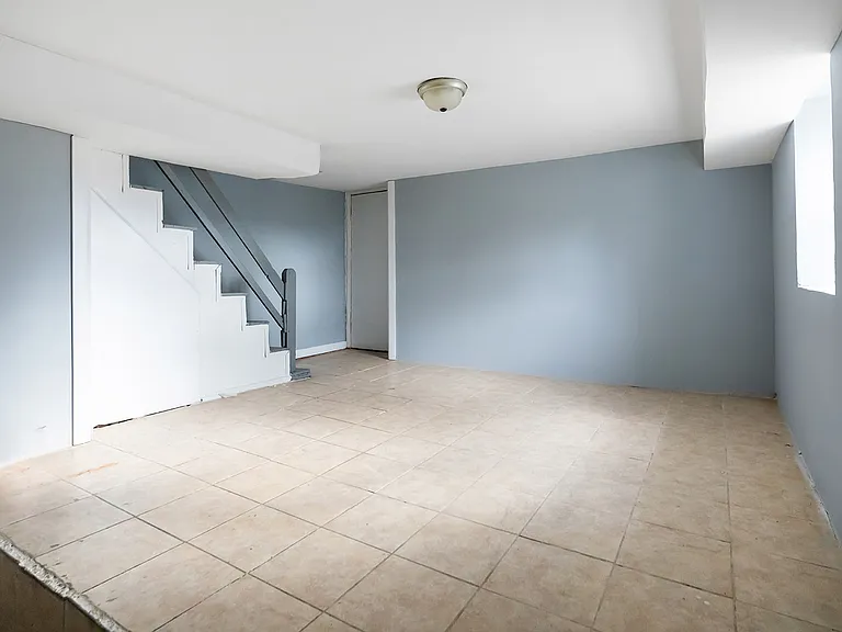 851 S 57th St — Photo 17