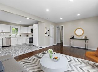 9015 E 74th Ter, Raytown, MO 64133