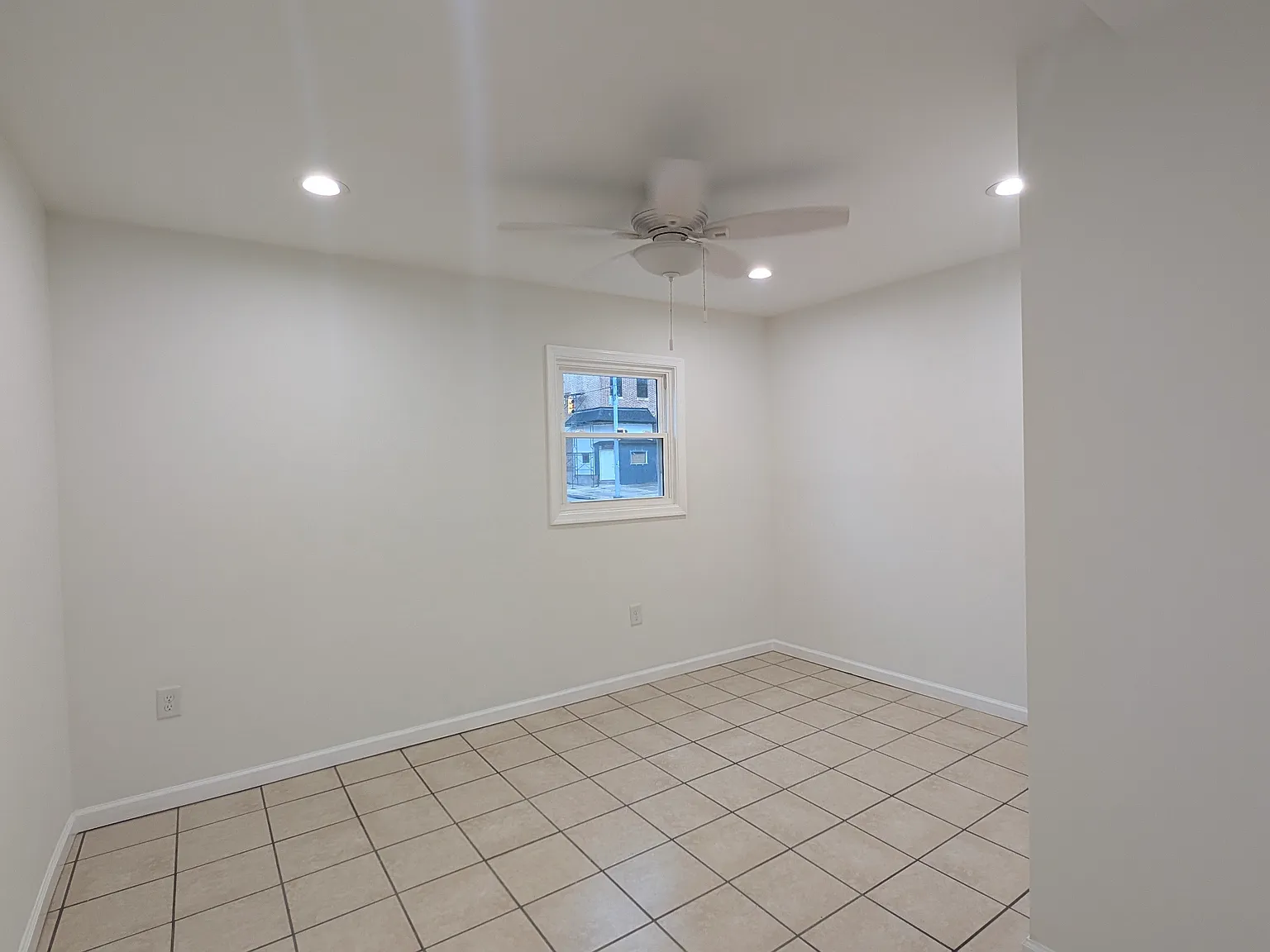 1 bed, 750 sqft, $1,295 — Photo 4