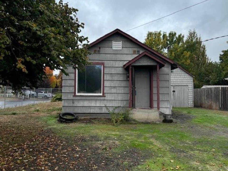 2nd image of 4895 Rickman Rd NE