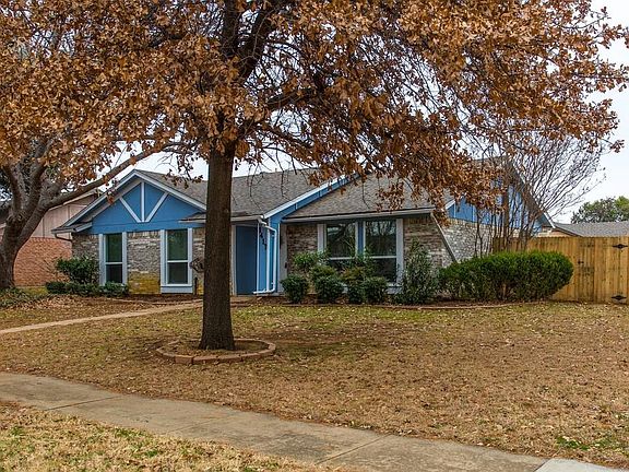2nd image of 1417 Catalina Dr