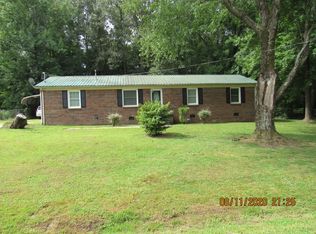 738 Cherokee Dr, New Johnsonville, TN 37134