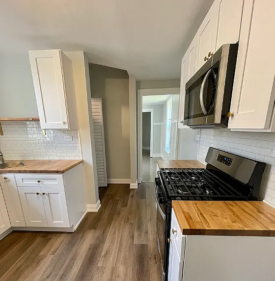 4611 S Prairie Ave #1 — Photo 4