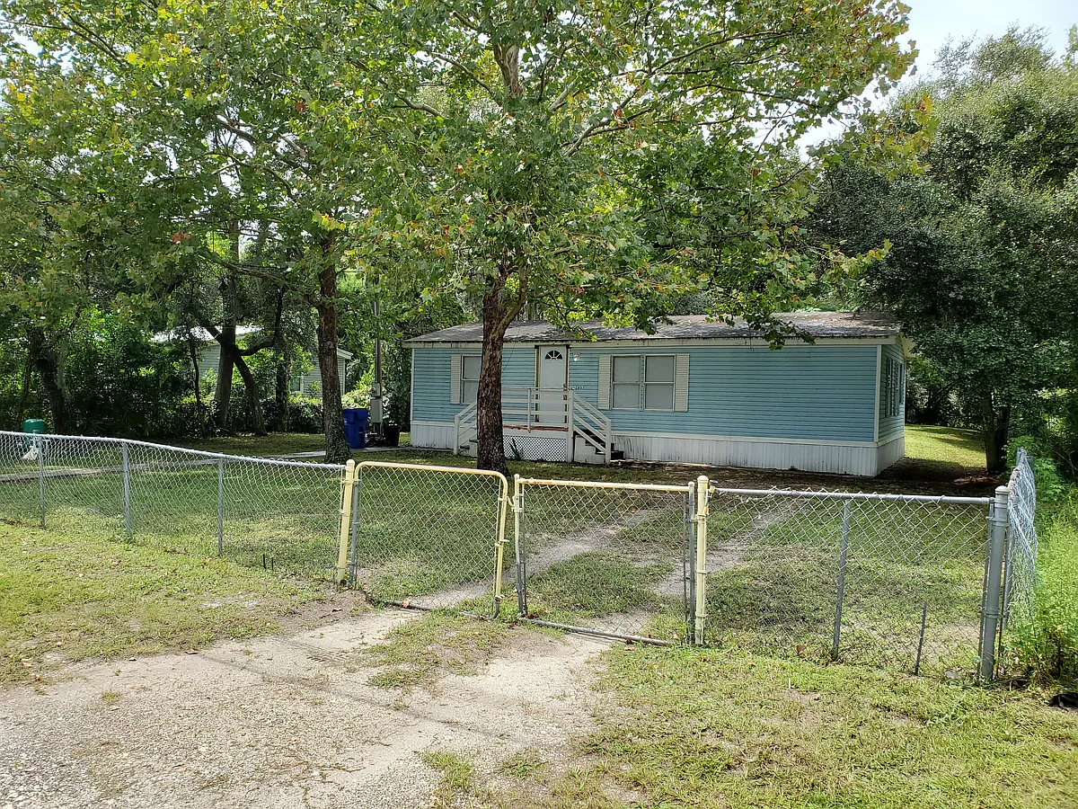 Building Photo - 2653 Hispanola Ave