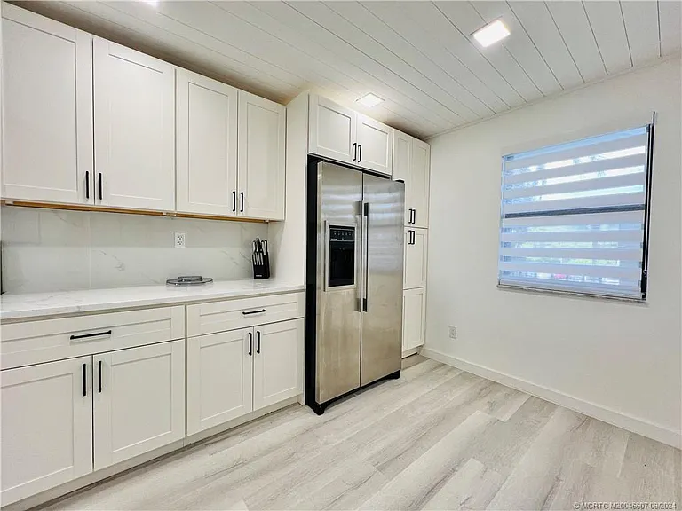 10044 S Ocean Dr #205 — Photo 8