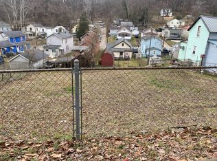 970 27th St, Huntington, WV 25705