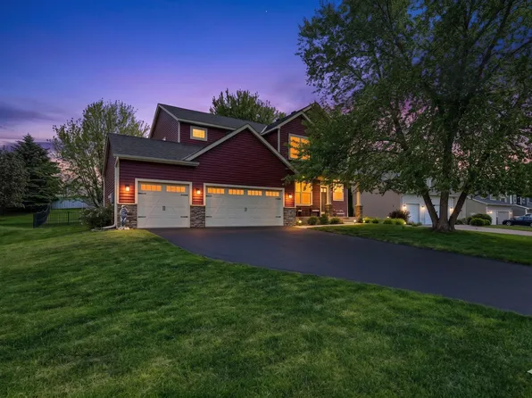 14400 Bayberry Cir, Rosemount, MN 55068