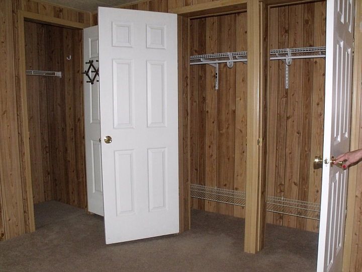 1st image of 192 Hallmark Estates Dr