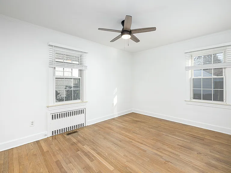 1012 Miner St — Photo 17