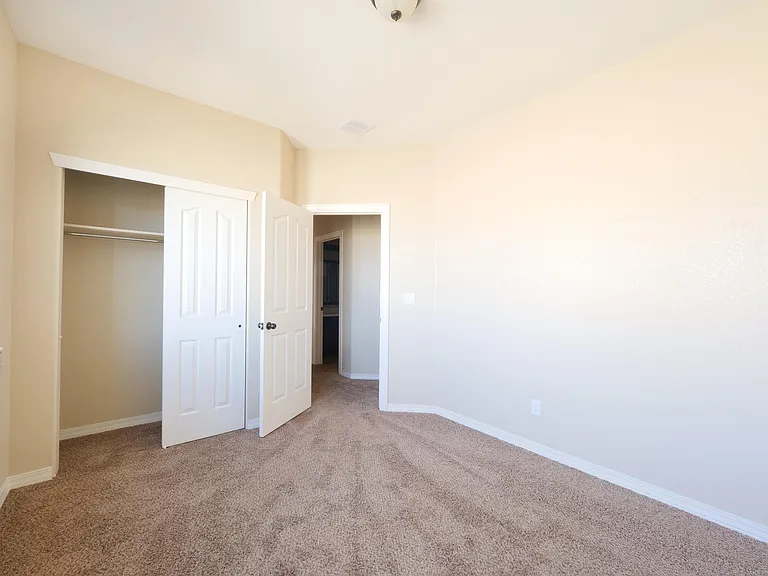 14436 Alyssa Marie — Photo 7