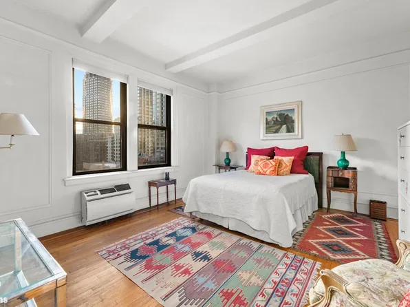 322 West 72nd Street image 6 of 12