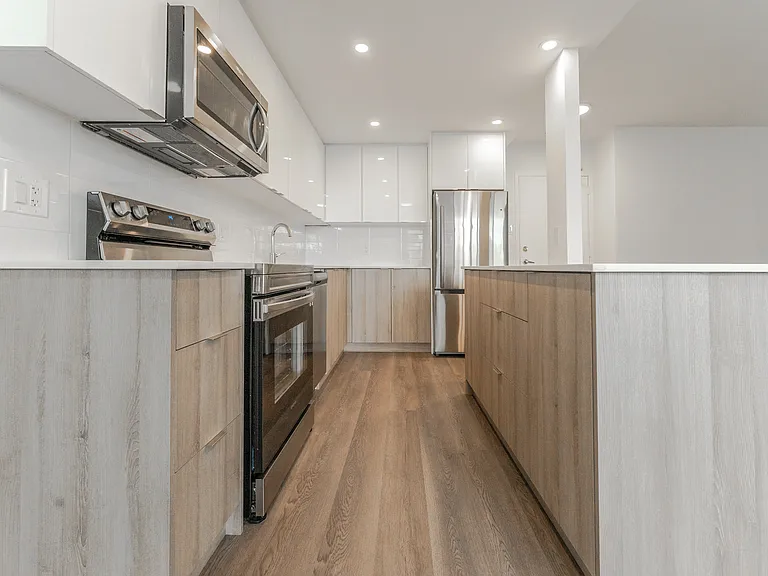 2 Secord Ave — Photo 15
