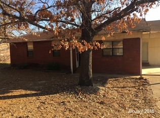 1910 N 29th St, Van Buren, AR 72956