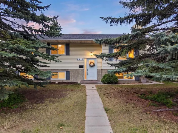 8411 N Silver Springs Rd NW, Calgary, AB T3B 4A6