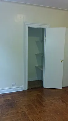 Rented by Smart NY Realty LLC | media 4